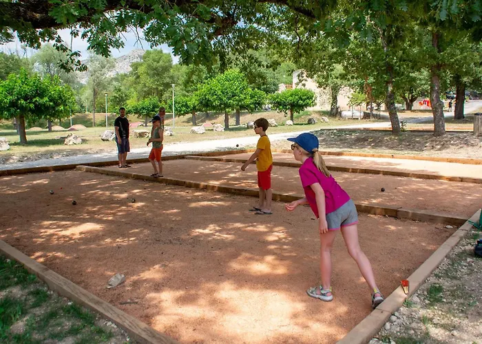 Campsite Domaine Le Petit Moustiers-Sainte-Marie